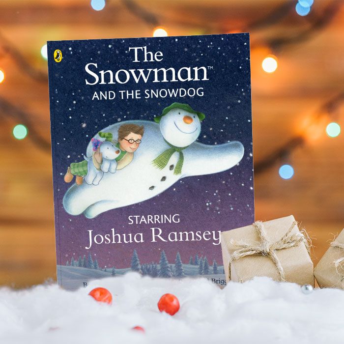 THE BOY & SNOWDOG HAVE A RACE WITH THE SNOWMEN ~ NEW THE SNOWMAN POSTCARD 